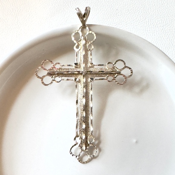 Vintage Sterling Silver Large Diamond Cut Cross Pendant - Picture 1 of 6